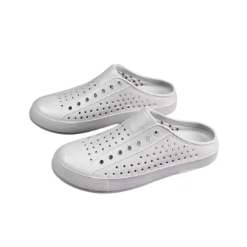 Trendy Hollow Soft Bottom Sandals