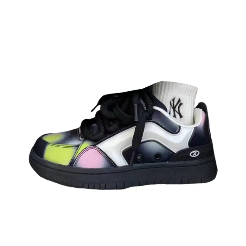 Retro Style Color Contrast Skateboard Shoes-4
