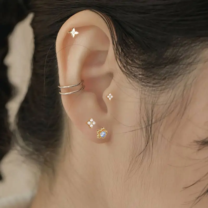 Simple Flowers Ear Stud Women-2