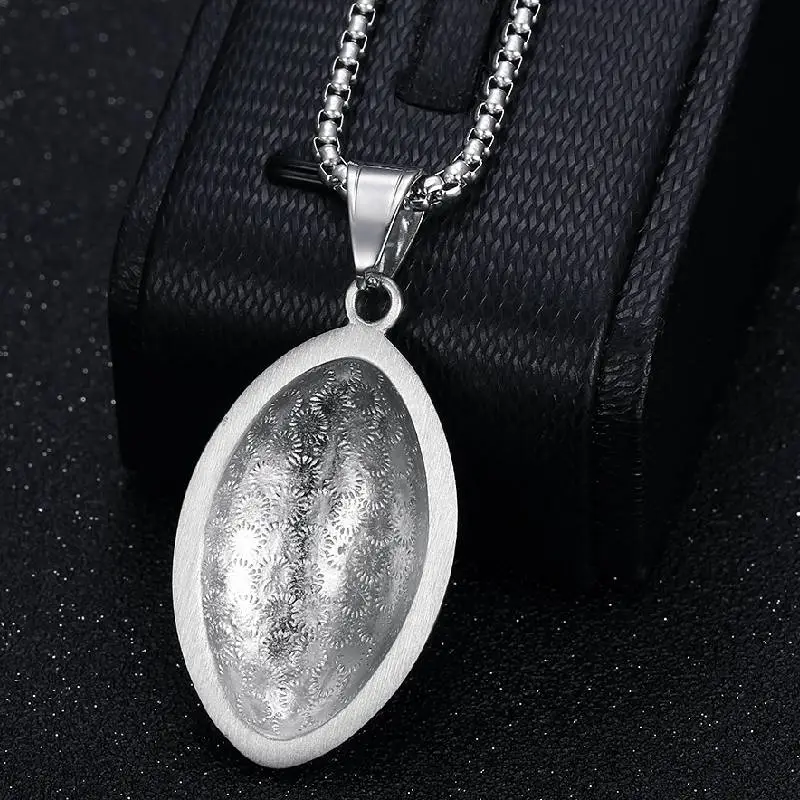 Fashionable Simple Necklace / Pendant-1