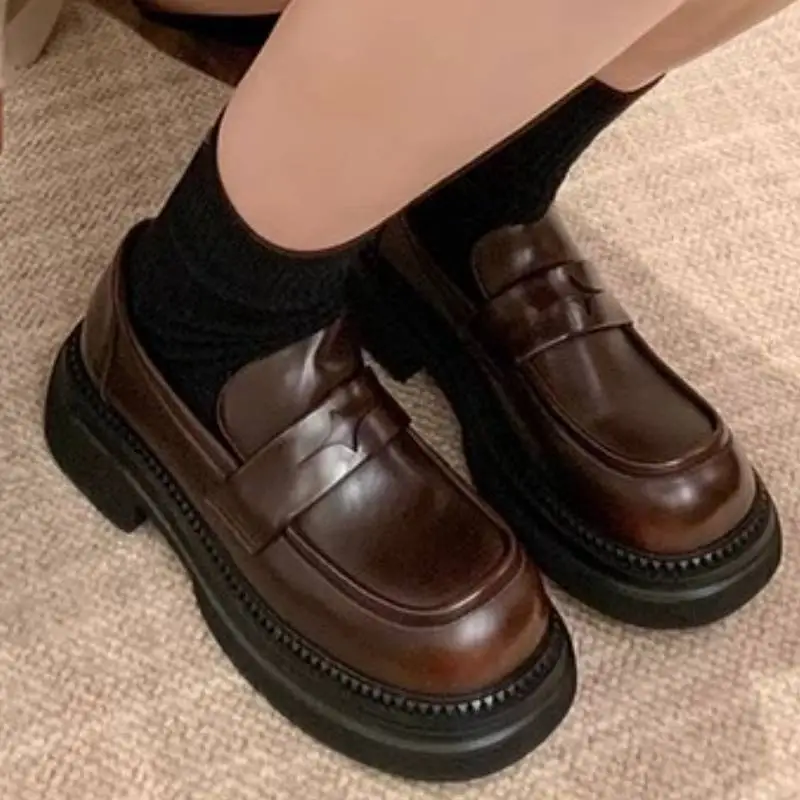 Casual Fashionable Loafer-1