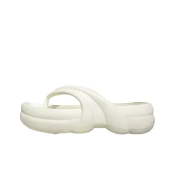 Fashionable Lightweight Flip Flops