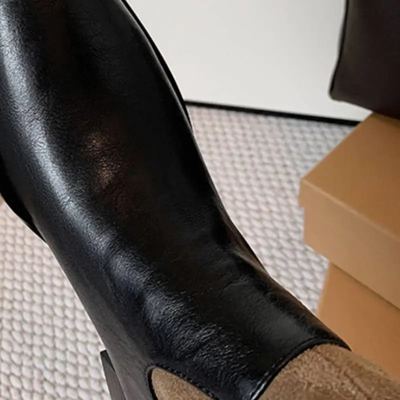 Retro Contrast Color Ankle Boots-3