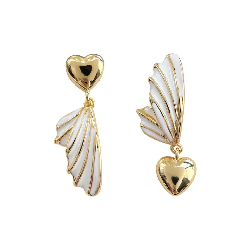 Fashionable Heart Earring-0