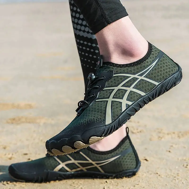 Breathable Sporty River Trekking Shoes-4