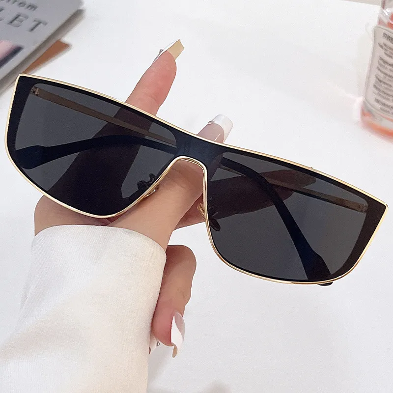 Fashionable Outdoor Sunglasses-6