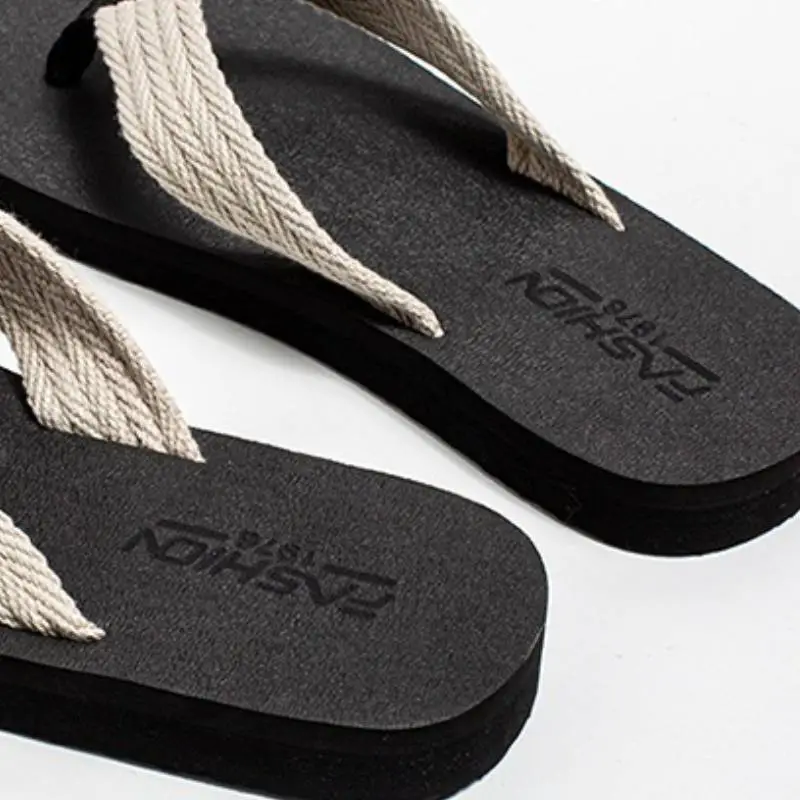 Casual Breathable Flip Flops-12