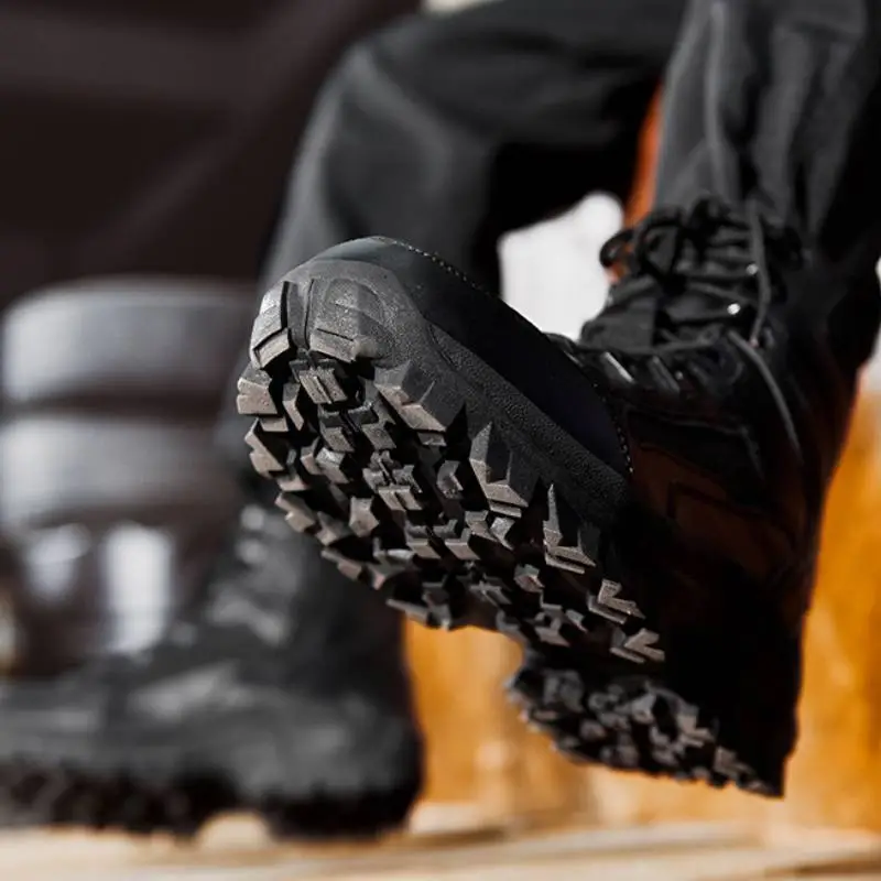 Fashionable Sporty Outdoor Boots-7