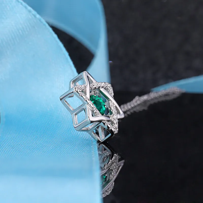 Elegant Fashionable Necklace-2