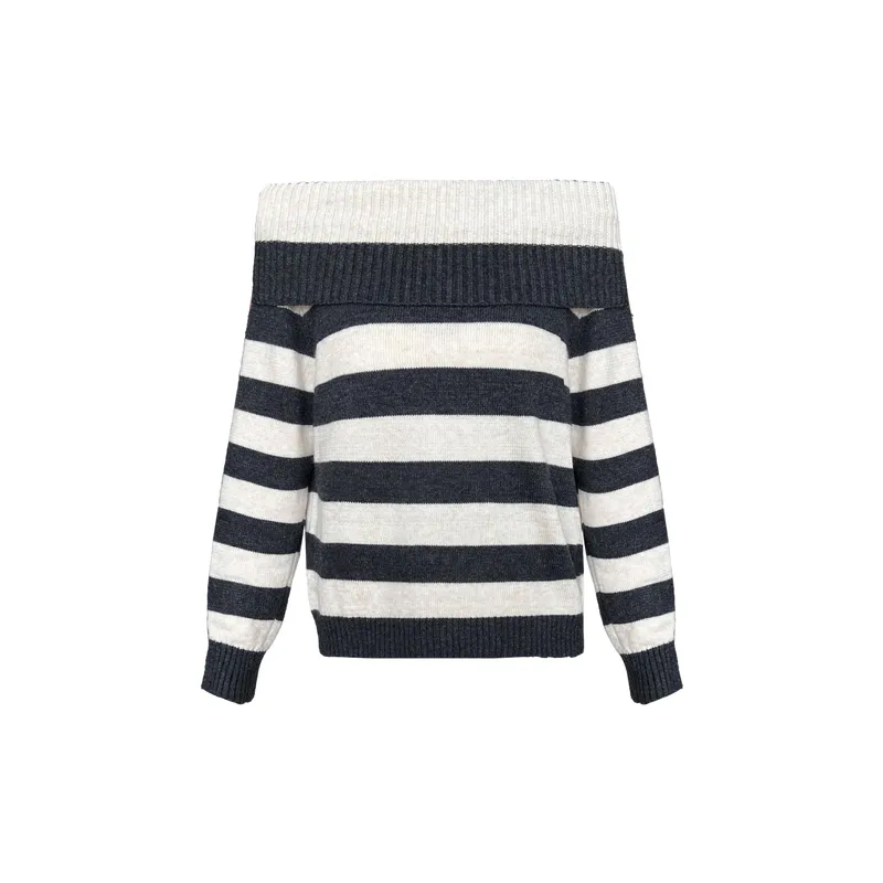 Simple Basics Lambswool Blend Yarn Sweater-0