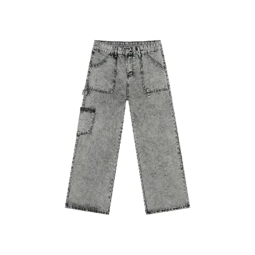 Basics Simple Jeans