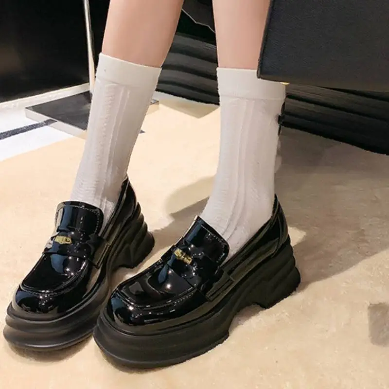 Fashionable Basics Loafer-2