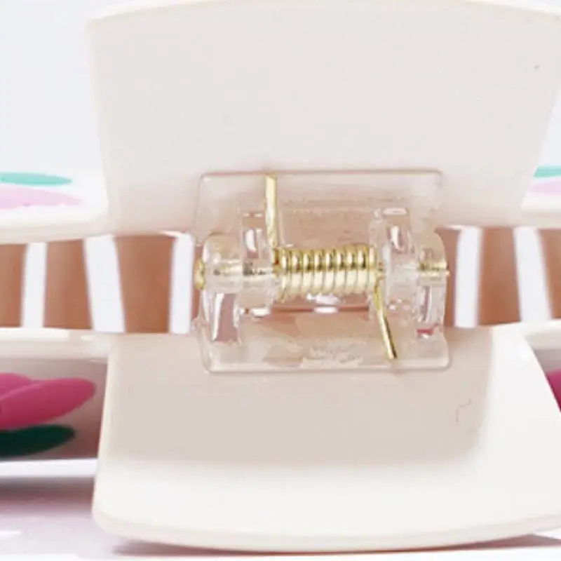 Simple Basics Hair Clip-2