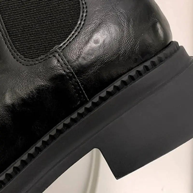Basics Simple Chelsea Boot-6