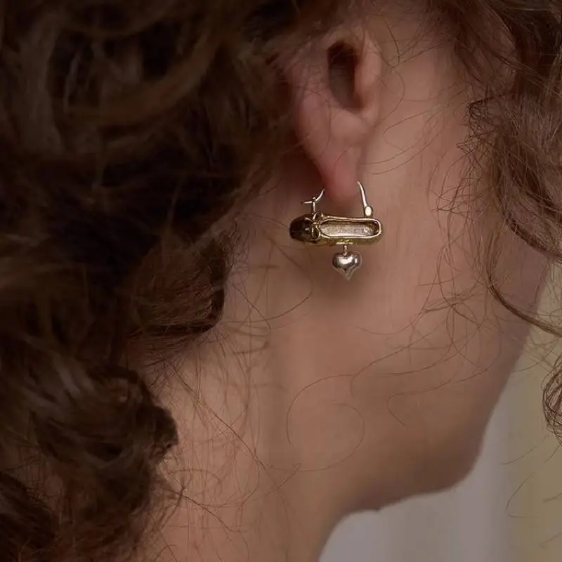 Elegant Heart Earring-3