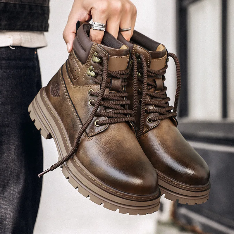 Fashionable Glamorous Outdoor Boots-1