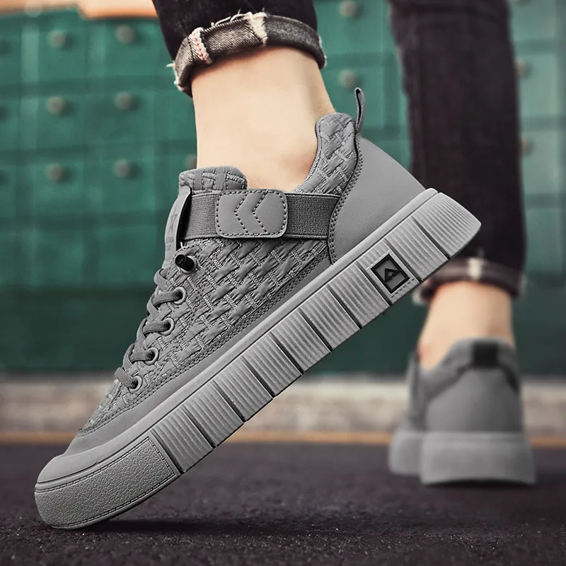 Simple Warm Skateboarding Shoes-1