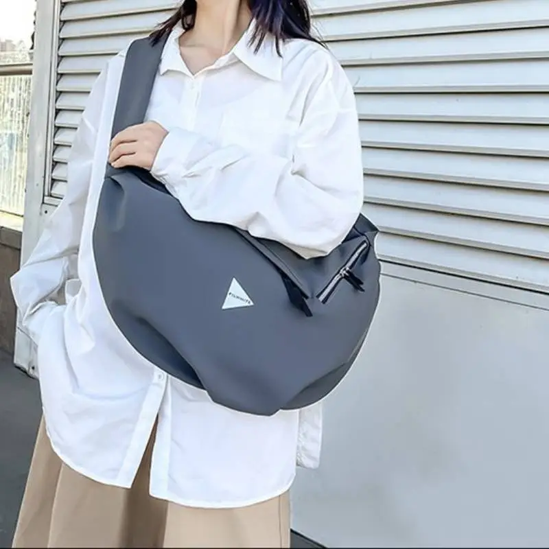 Fashionable Basics Crossbody Bag-1