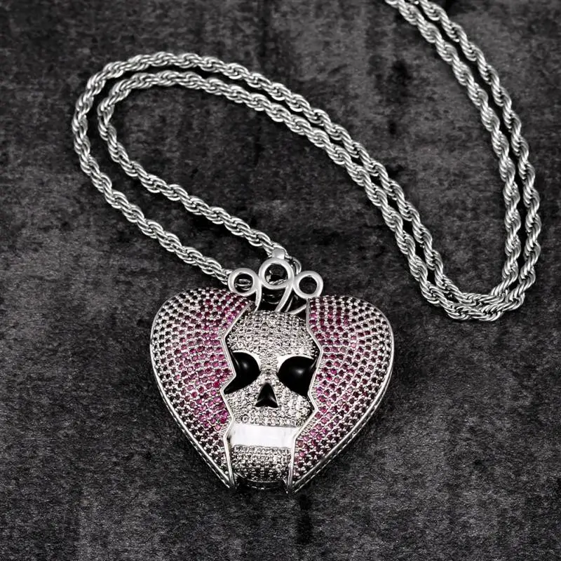 Funky Skull Necklace-2