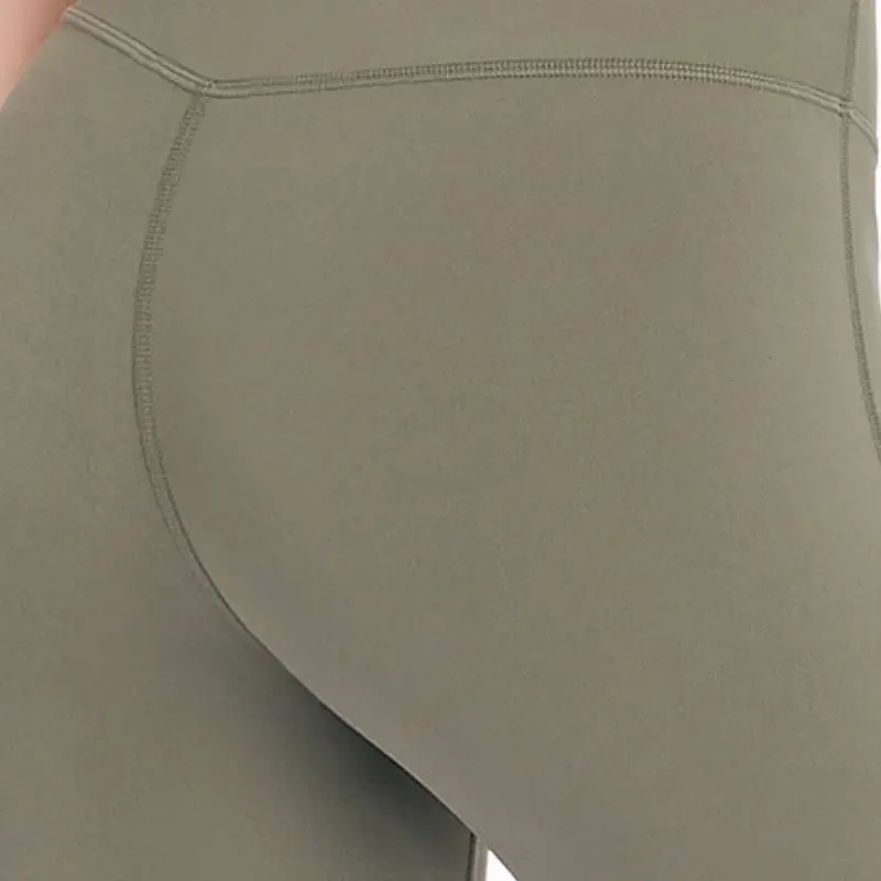 Sporty Breathable Nylon Leggings-7