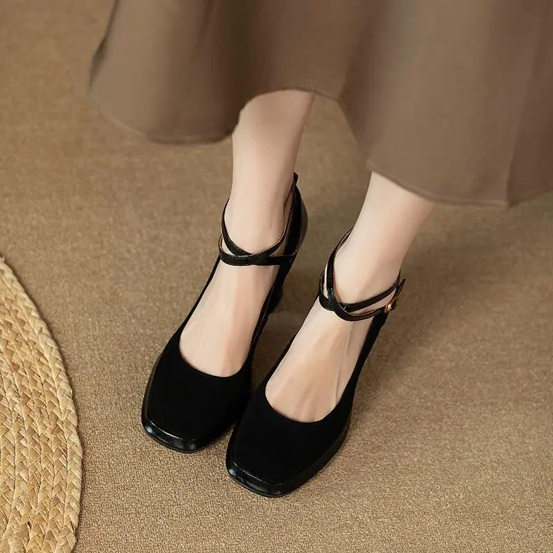 Retro Plain High Heels-6