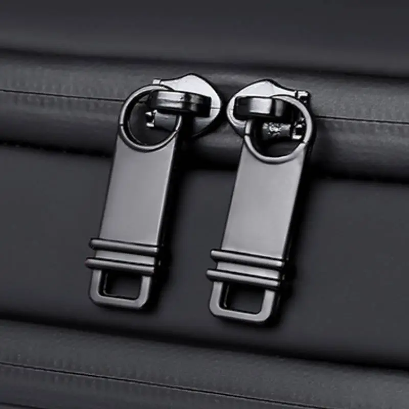 Sporty Large Capacity Travel Bag Man-3