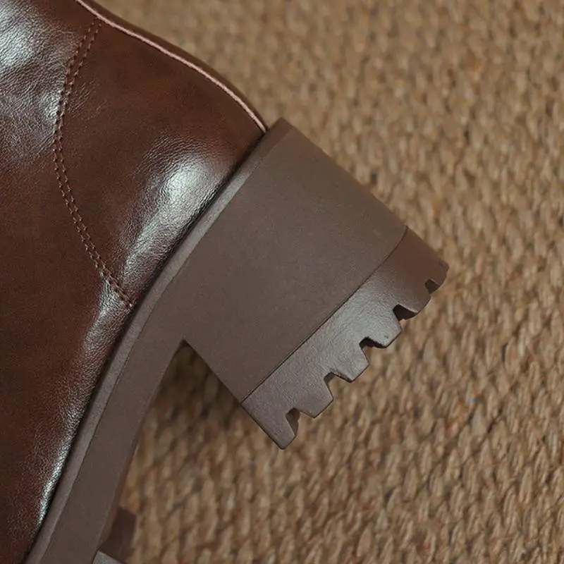 Casual Plain Chelsea Boot-3