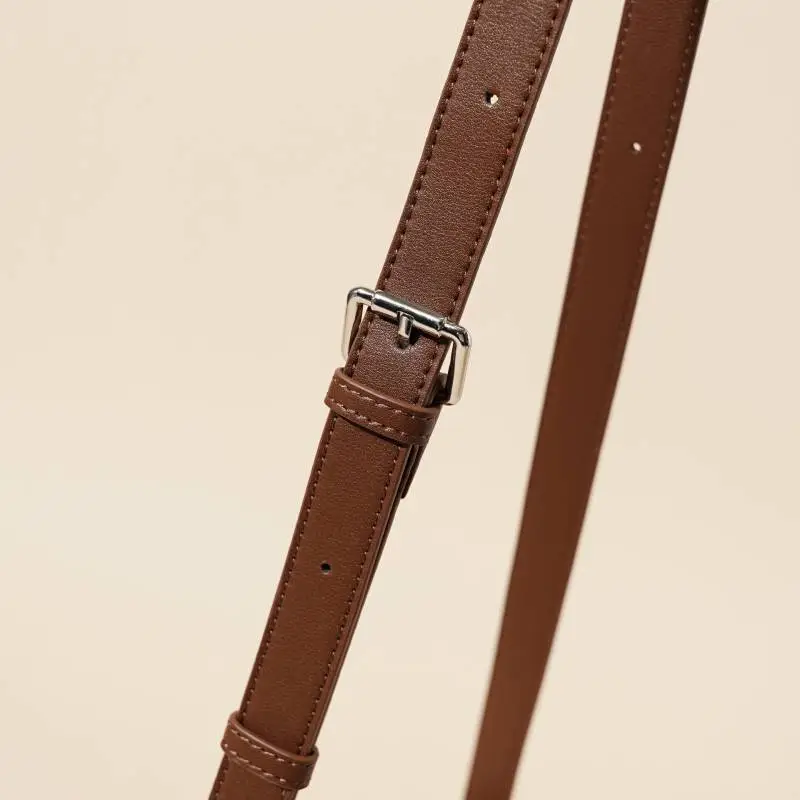 Simple Zipper Crossbody Bag-1