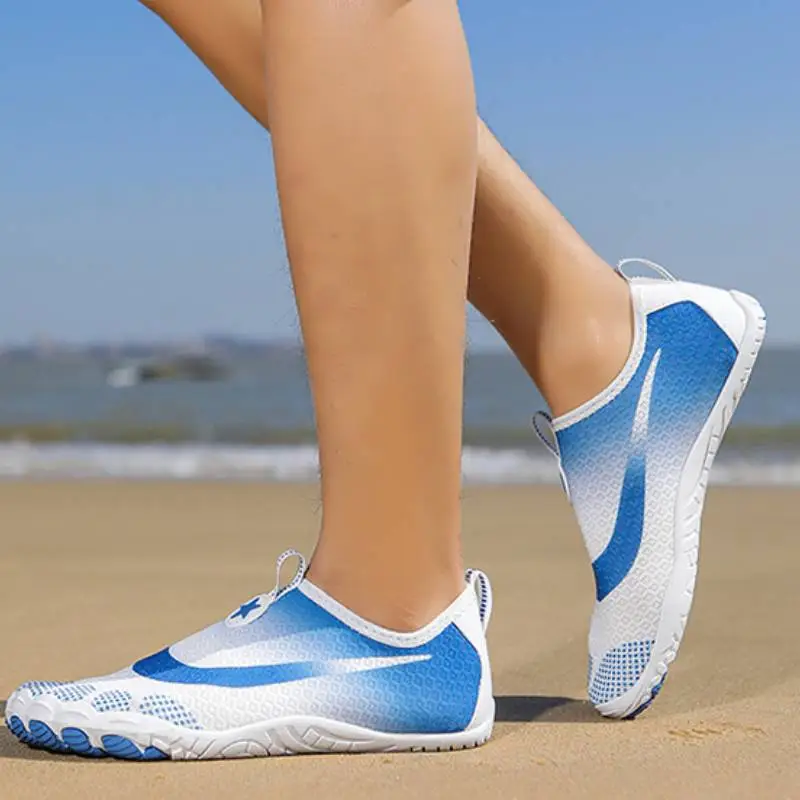 Breathable Fashionable River Trekking Shoes-4
