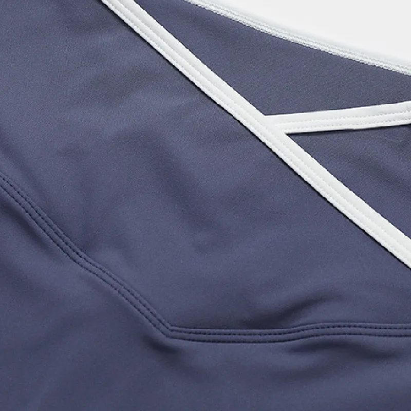 Simple Lightweight Sports Shorts Women-8