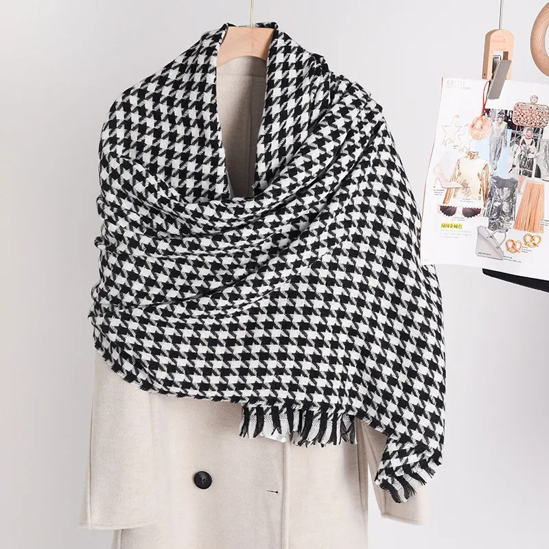 Fashionable Basics Knit Scarf-1