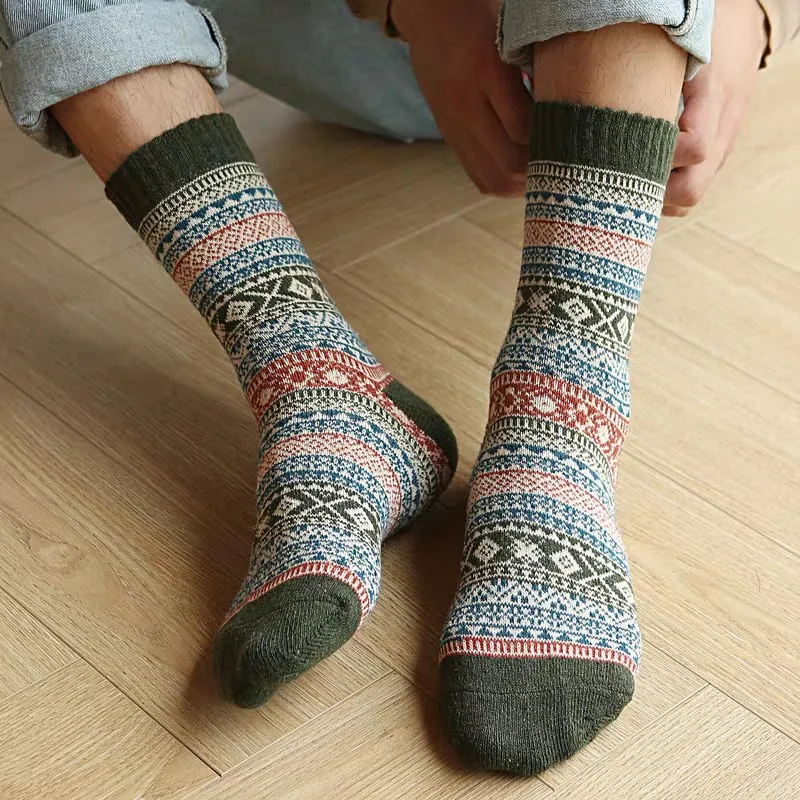 Fashionable Retro Polyester Cotton Mid Calf Sock-1