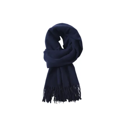 Fashionable Basics Knit Scarf