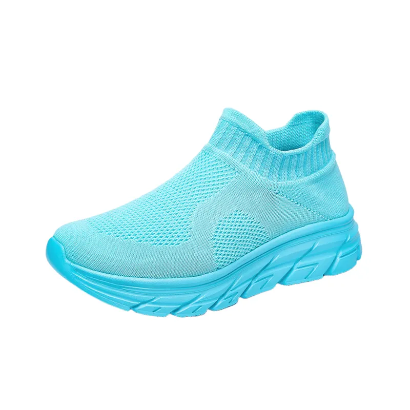 Simple Breathable Slip On Shoes-3