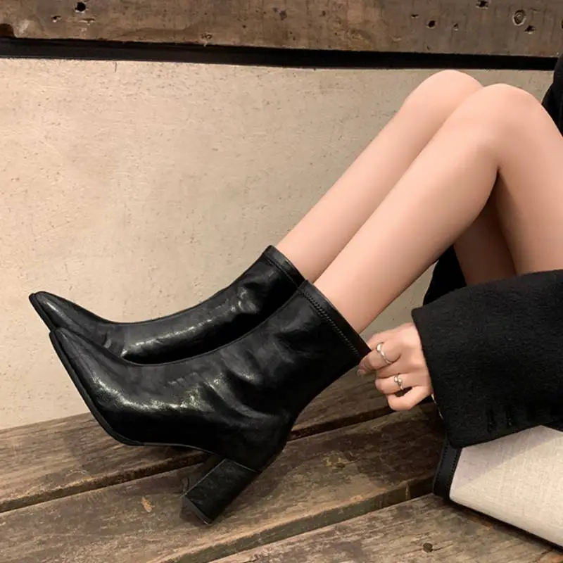 Elegant Plain Ankle Boots-2