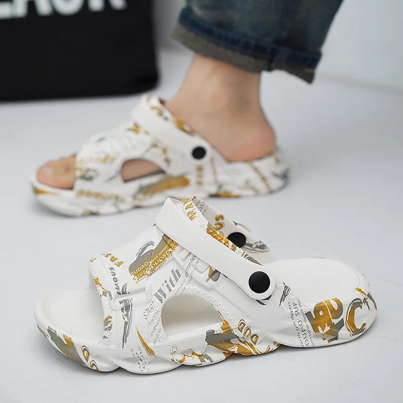 Fashionable Simple Beach Sandals-1