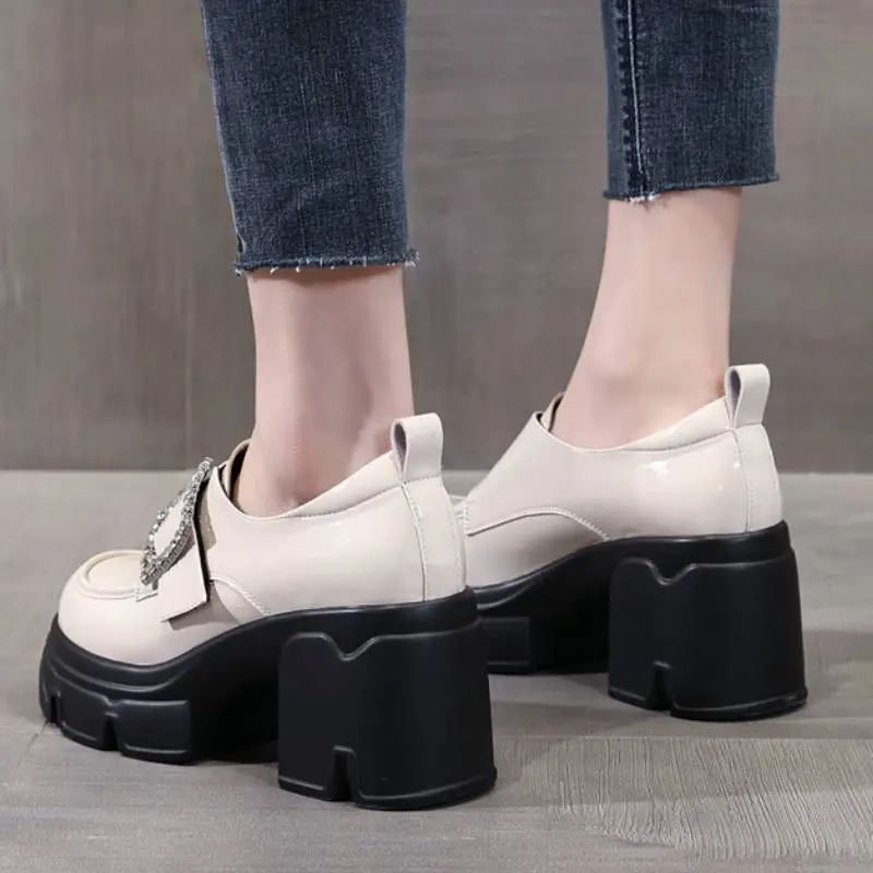 Simple Funky Loafer-5