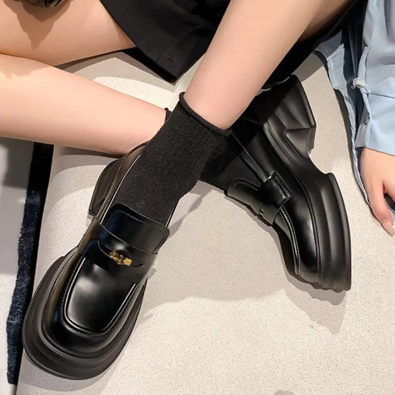 Fashionable Basics Loafer-6