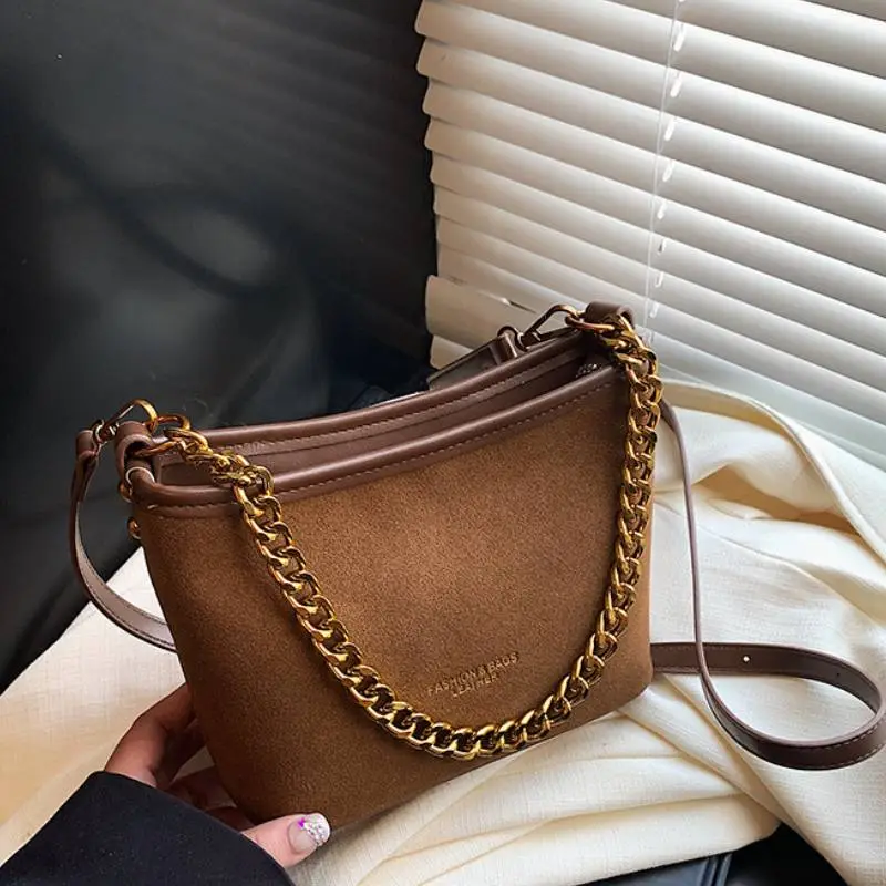 Basics Simple Crossbody Bag-1