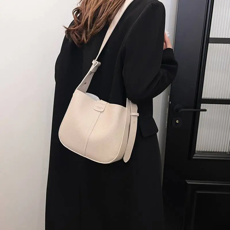 Simple Funky Crossbody Bag-9