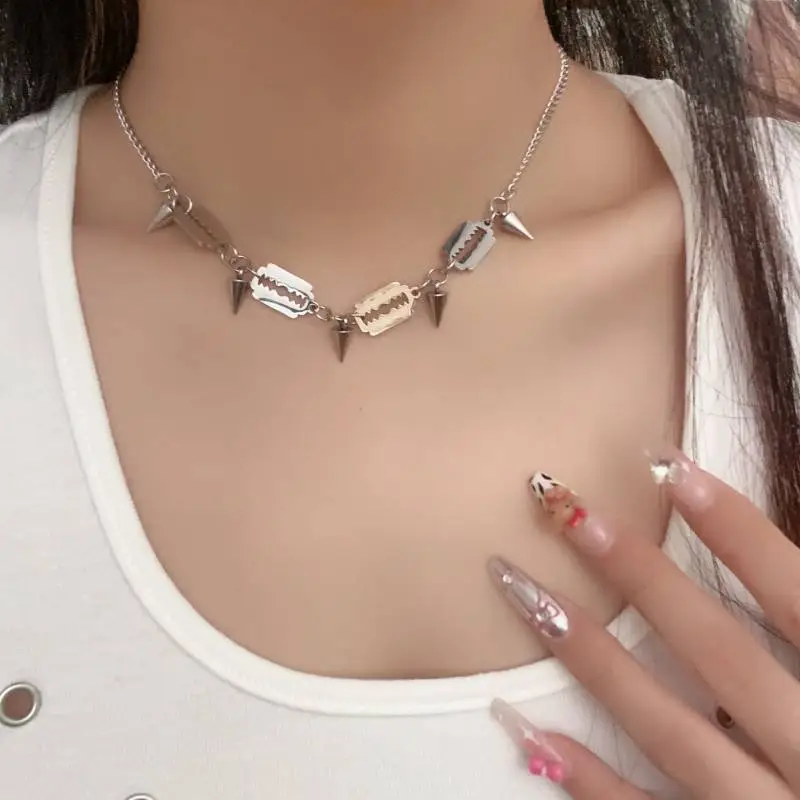 Cool Punk Necklace-1