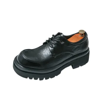 Fashionable Basics Platform Shoes