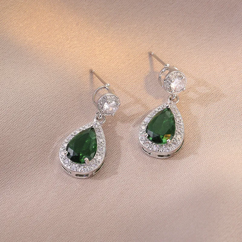 Fashionable Simple Earring-1
