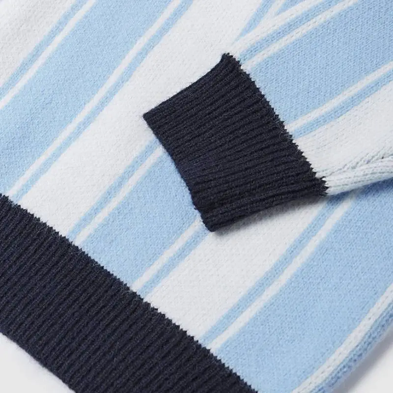 Retro Sporty Acrylic Fibres Sweater-5