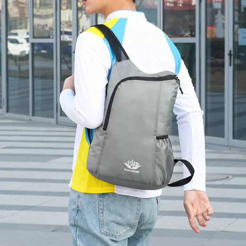 Fashionable Elegant Backpack-3