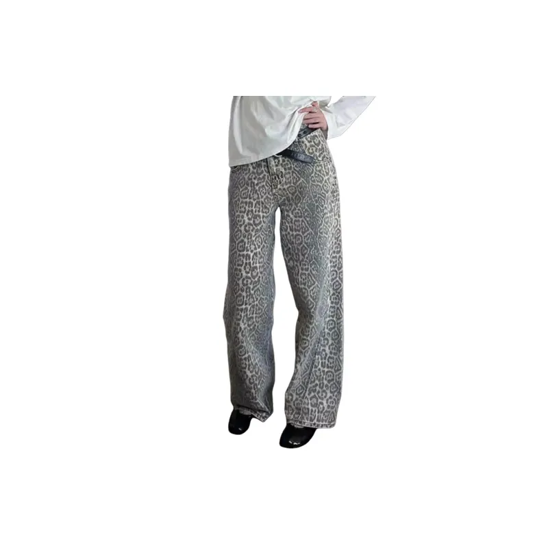 Retro Straight Leg Jeans-0