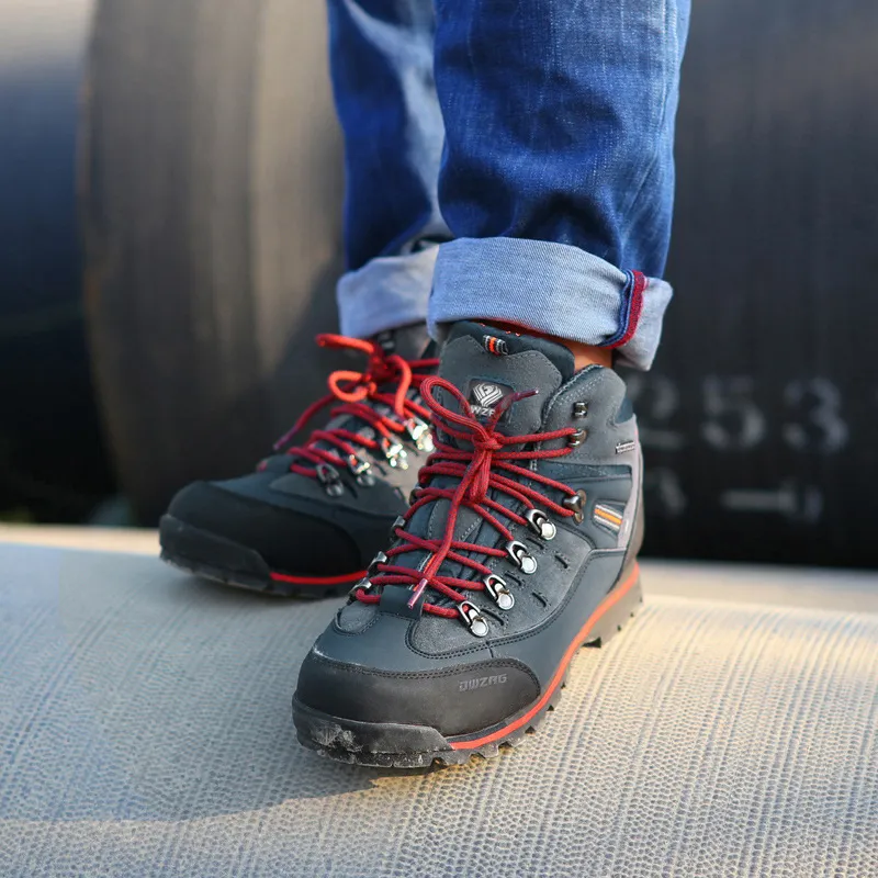 Simple Sporty Outdoor Boots-3
