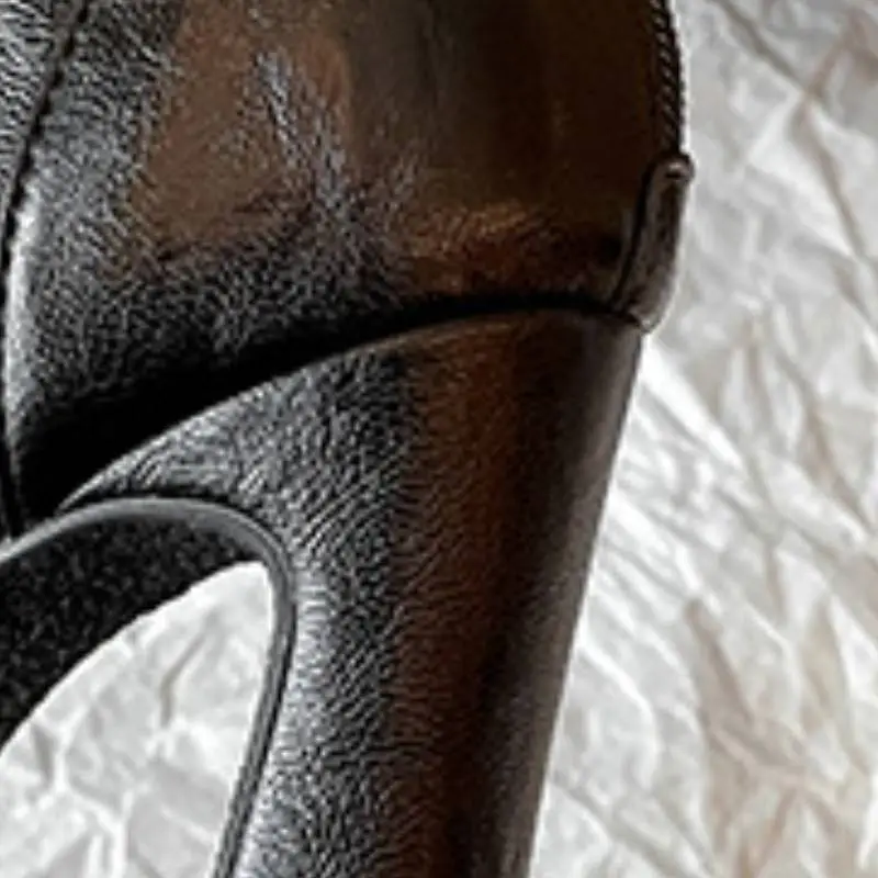 Simple Zipper Ankle Boots-3