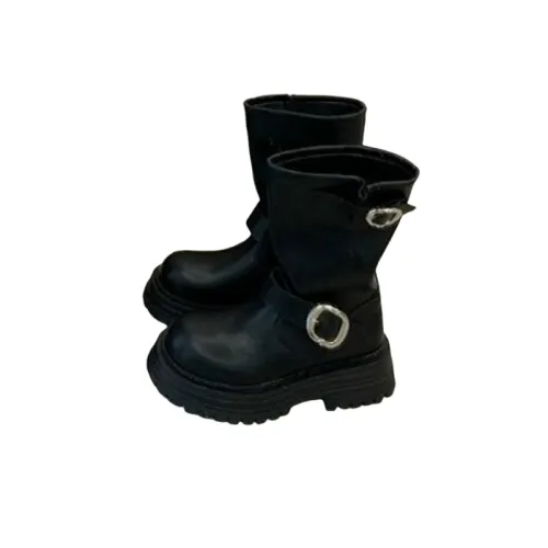 Shoes to Wear to a Super Bowl Party to Support Your Team