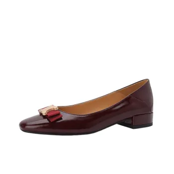Fashionable Retro Loafer